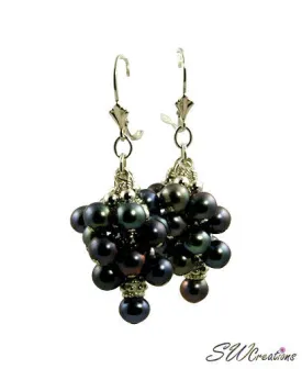 Majolica Peacock Pearl Cluster Beaded Earrings